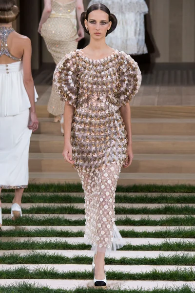 Look 67